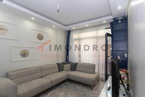 2+1 Apartment  in Beyoglu, Istanbul, Turkey No. 227189