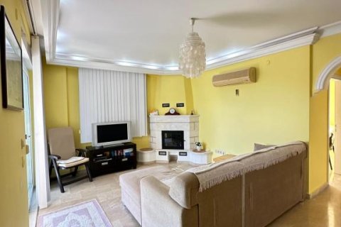 Lägenhet  i Cikcilli, Antalya, Turkiet Nr. 224140