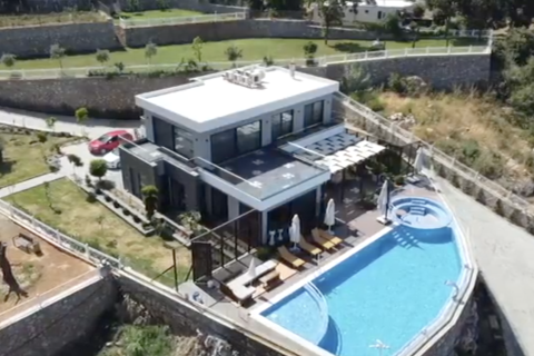 6+1 Villa  in Antalya, Türkei Nr. 222858