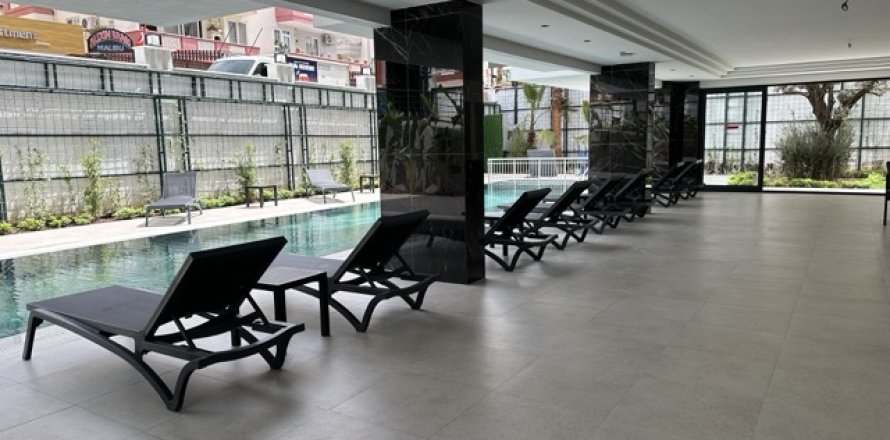 Daire  1+1  Antalya, Türkiye №222629