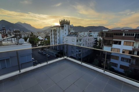 Продажа квартиры  в Анталье, Турция 3+1, 145м2, №228782 – фото 21