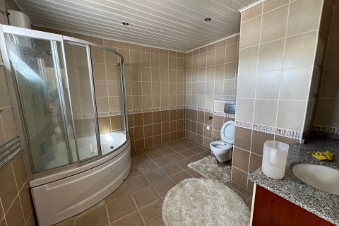 4+1 Leilighet  i Mahmutlar, Antalya, Tyrkia Nr. 226266 - 9