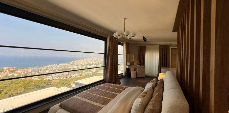Villa  in Kargicak, Alanya, Antalya, Turkey No. 216085