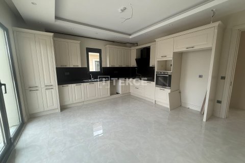 5+1 Villa  in Bueyuekcekmece, Istanbul, Türkei Nr. 214890 - 14