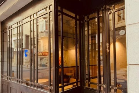 ملک تجاری در Istanbul ، ترکیه 200 متر مربع. شماره 222680 - 4