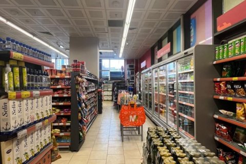 ملک تجاری در  Istanbul ، ترکیه 220 متر مربع.  شماره 222668 - 5