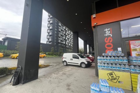 ملک تجاری در  Istanbul ، ترکیه 220 متر مربع.  شماره 222668 - 2