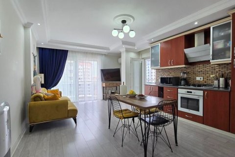 2+1 Apartment  in Mahmutlar, Antalya, Turkey No. 237593