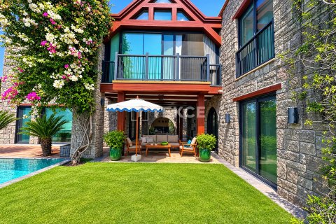 5+2 Villa i Bodrum, Mugla, Tyrkiet Nr. 237594 - 2