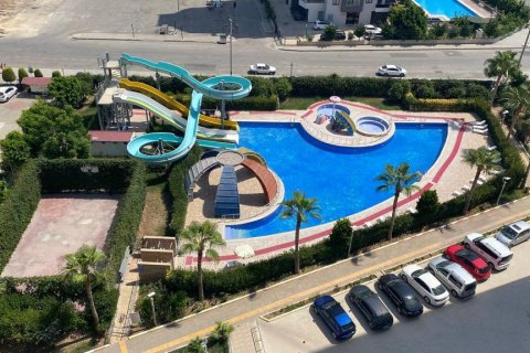 آپارتمان در  Mersin ، ترکیه 2 خوابه ، 120 متر مربع.  شماره 134263