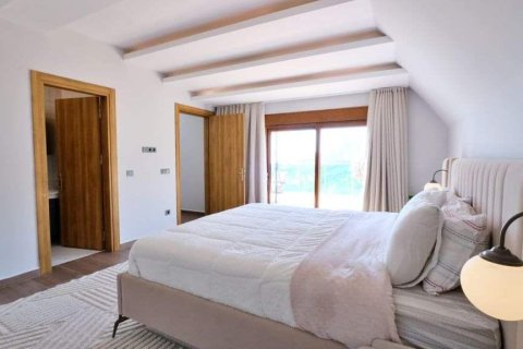 Продажа виллы  в Аланье, Анталье, Турция 5 комн., 300м2, №227627 – фото 9