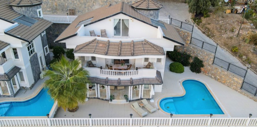4+1 Villa  i Tepe, Alanya, Antalya, Tyrkia Nr. 104003