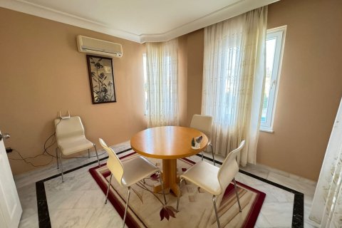 Villa for sale in Alanya, Antalya, Turkey, 4 bedrooms, 235m2, No. 216576 – photo 2