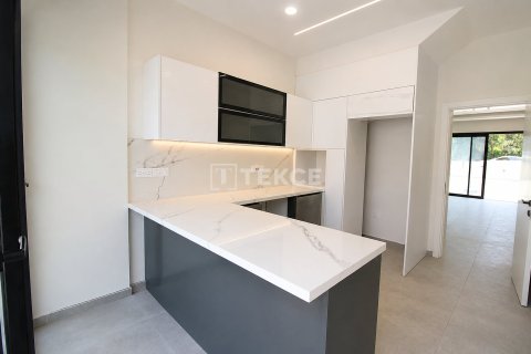 ویلا در Girne ، ترکیه 4 خوابه ، 220 متر مربع. شماره 227480 - 13