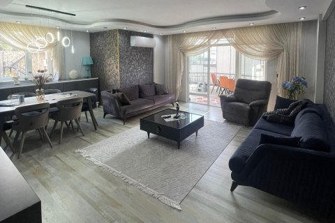 2+1 Lejlighed  i Alanya, Antalya, Tyrkiet Nr. 216640