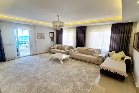 4+1 Apartment in Alanya, Antalya, Turkey No. 216636