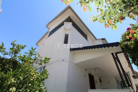 Villa for sale  in Serik, Antalya, Turkey, 5 bedrooms, 171m2, No. 228450 – photo 2
