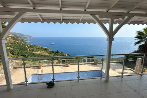 Продажа виллы  в Газипаше, Анталье, Турция 4+1, 400.0м2, №213788 – фото 22