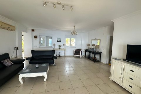 Продажа виллы  в Газипаше, Анталье, Турция 4+1, 400.0м2, №213788 – фото 38