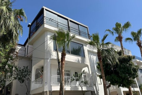 2+2 Villa  in Alanya, Antalya, Turkey No. 213787