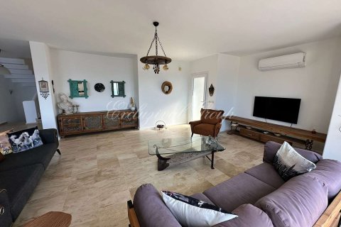 5+2 Villa  i Bodrum, Mugla, Tyrkiet Nr. 212276 - 4