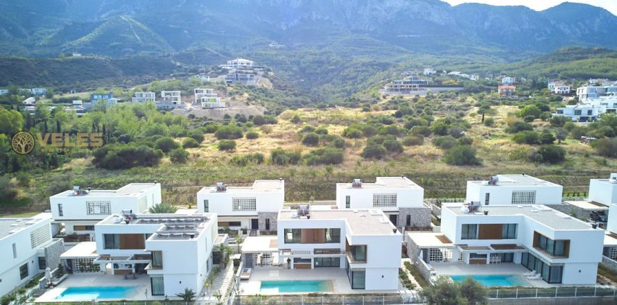 4+1 Villa in Bellapais, Girne, Northern Cyprus No. 214481
