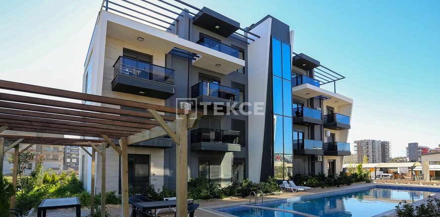 12+5 Villa  i Aksu, Antalya, Tyrkiet Nr. 215634