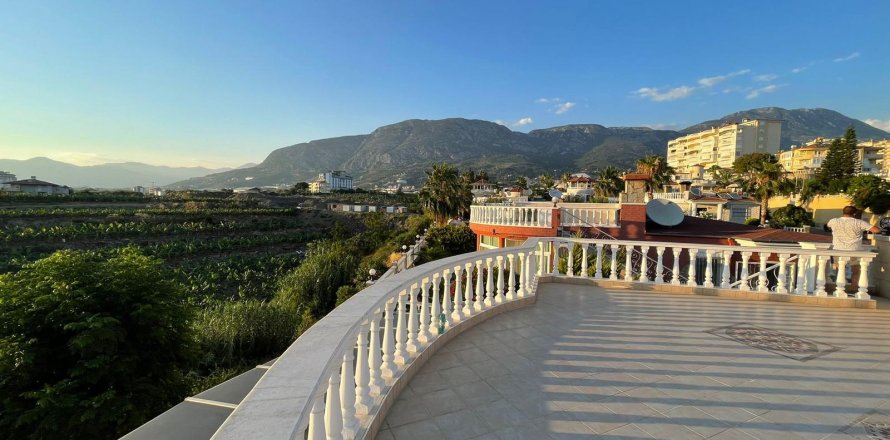 3+1 Villa in Mahmutlar, Antalya, Türkei Nr. 219907