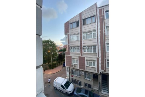 2+1 Apartment in Fatih, Istanbul, Turkey No. 219909