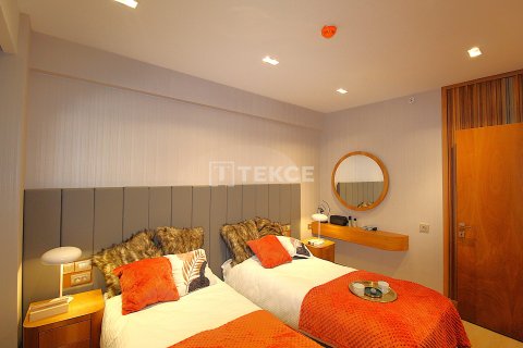 Продажа квартиры в Стамбуле, Турция 1+1, 75м2, №217172 – фото 12