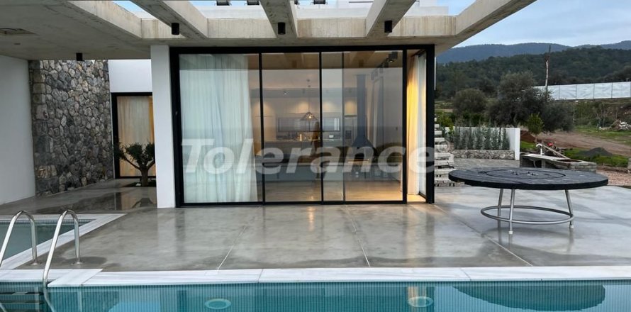 3+1 Villa in Girne, Northern Cyprus No. 106274