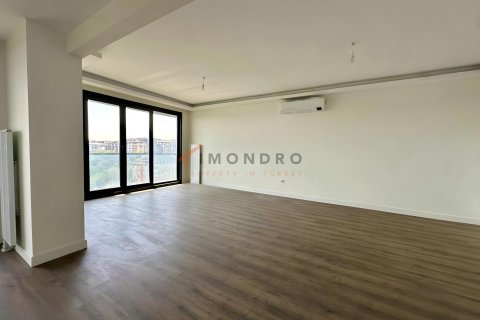 5+1 Wohnung  in Üsküdar, Istanbul, Türkei Nr. 237478 - 9