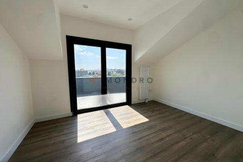 5+1 Wohnung  in Üsküdar, Istanbul, Türkei Nr. 237478 - 25