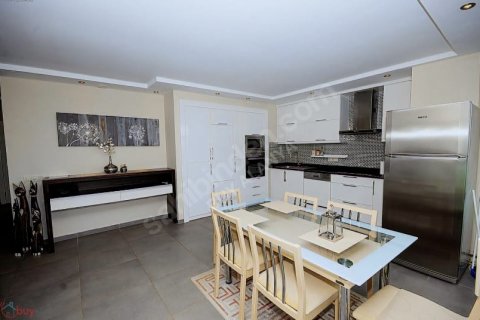 4+1 Apartment  in Alanya, Antalya, Turkey No. 216605