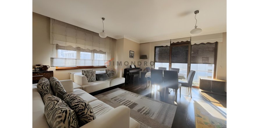 3+1 Leilighet i Kadikoy, Istanbul, Tyrkia Nr. 225201