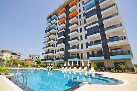 1+1 Apartment  in Avsallar, Antalya, Turkey No. 215242