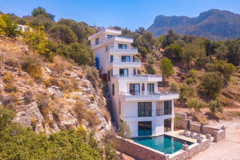 6+1 Villa  i Oludeniz, Mugla, Tyrkiet Nr. 213019