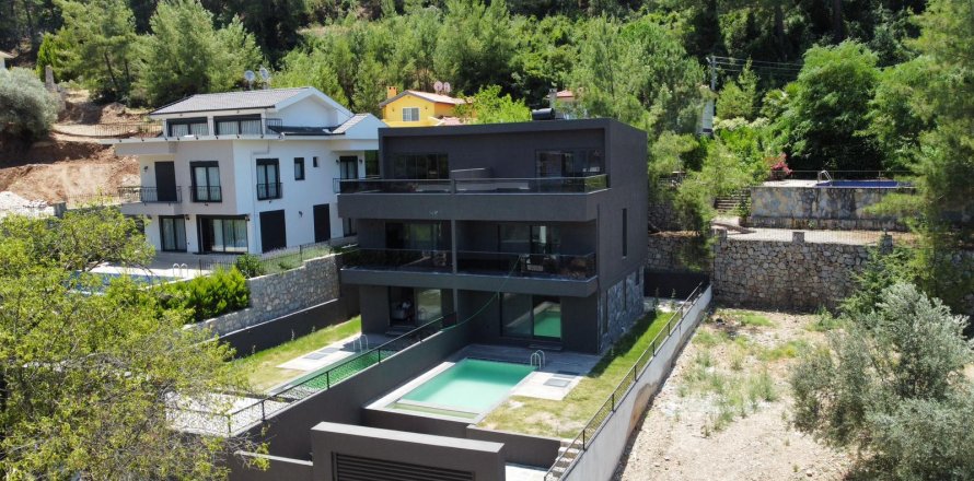 3+1 Villa i Fethiye, Mugla, Tyrkiet Nr. 213021