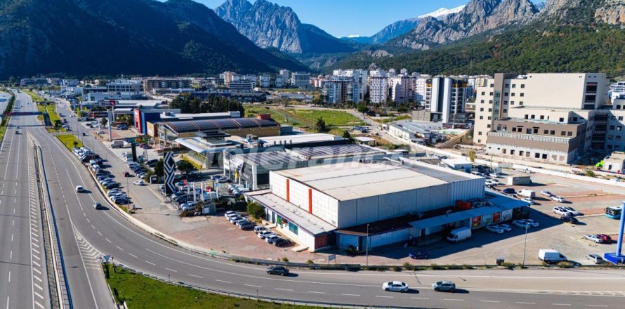 Ticari gayrimenkul Antalya, Türkiye №237648