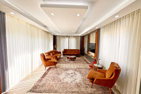 Продажа квартиры в Турции 6+1, 320м2, №224090 – фото 9