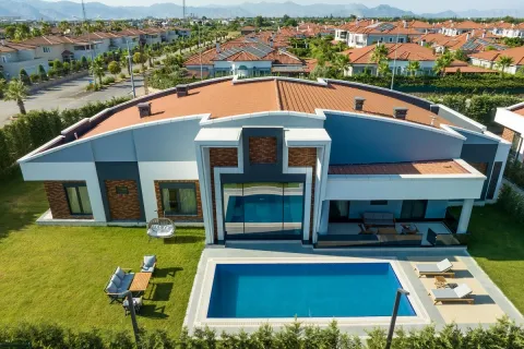 6+1 Lägenhet i Mugla, Turkiet Nr. 224093