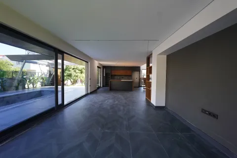 Apartment for sale  in Turkey, 4 bedrooms, 220m2, No. 224095 – photo 7