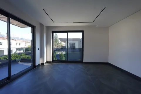 Apartment for sale  in Turkey, 4 bedrooms, 220m2, No. 224096 – photo 7