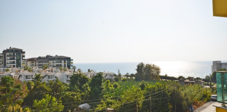 2+1 Apartment  in Alanya, Antalya, Turkey No. 216799