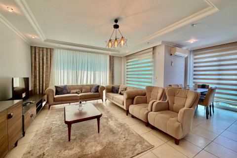 5+1 Lägenhet  i Oba, Antalya, Turkiet Nr. 223157
