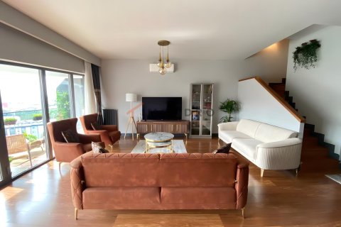 Apartment for sale  in Beyoglu, Istanbul, Turkey, 2 bedrooms, 90m2, No. 237886 – photo 6
