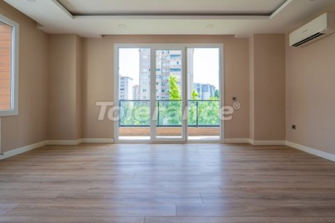 Daire 1+1 İstanbul, Türkiye №212222 - 5