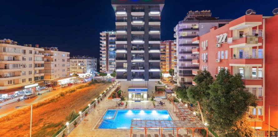 2+1 Apartment in Mahmutlar, Antalya, Turkey No. 221560