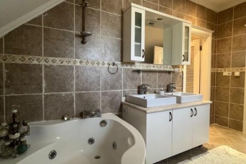 Villa for sale  in Tepe, Alanya, Antalya, Turkey, 250m2, No. 221562 – photo 21