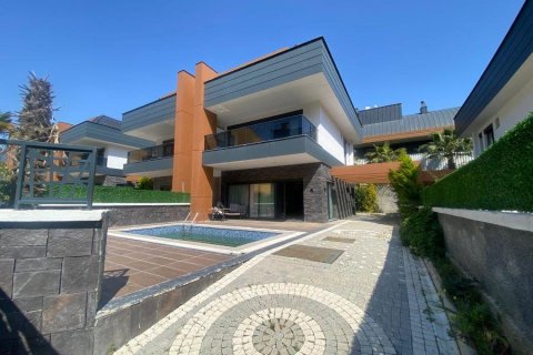 ویلا در  Avsallar ، ترکیه 226 متر مربع.  شماره 221561